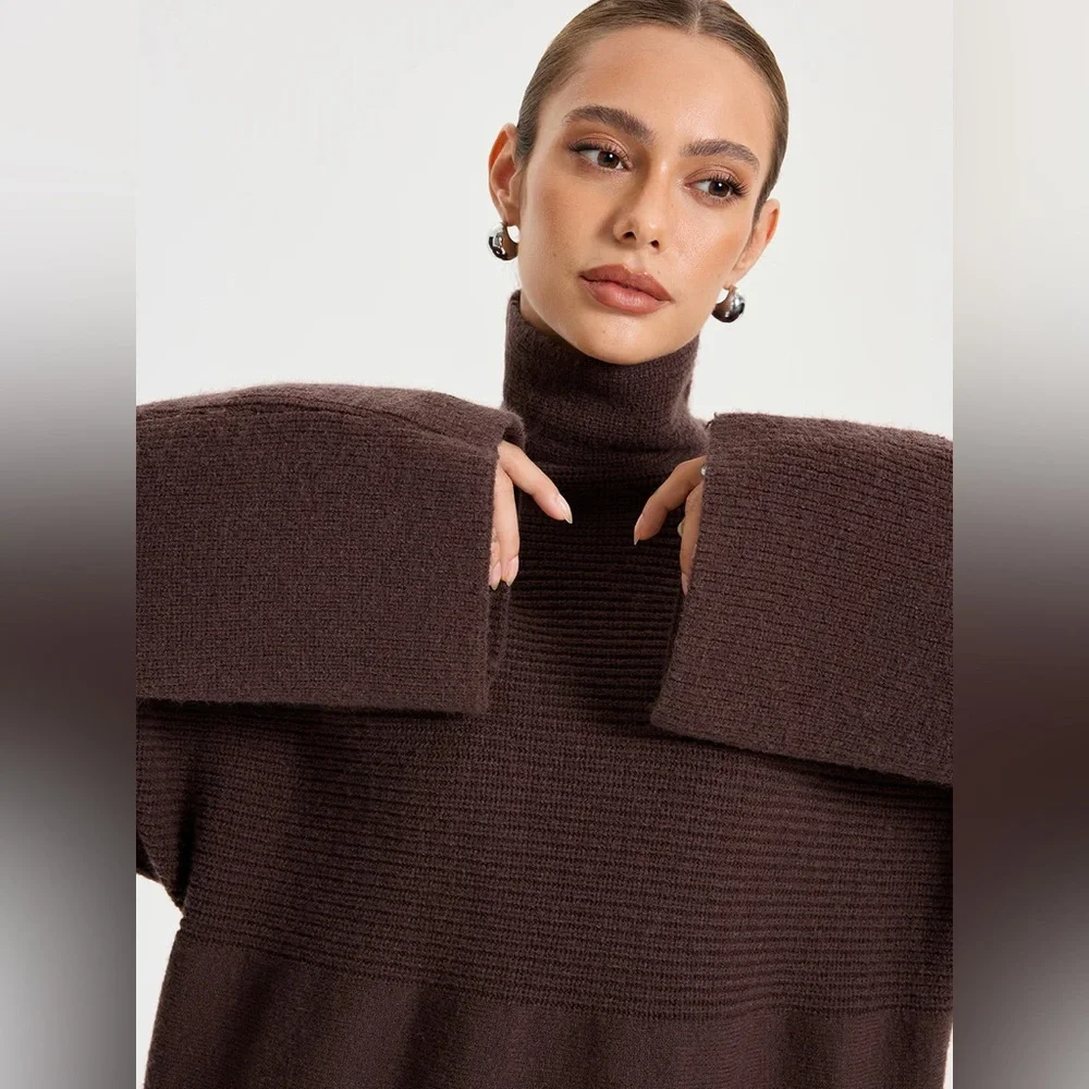 Commense Turtleneck Knit Top and Maxi Skirt Set - Picture 4 of 16